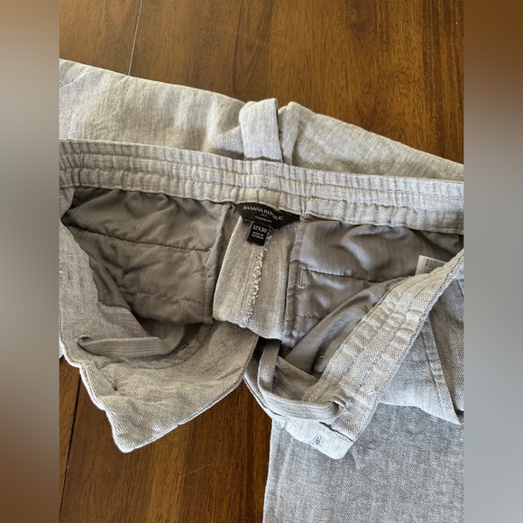 Banana Republic Gray Linen Blend Slim Taper Pants - Picture 3 of 5